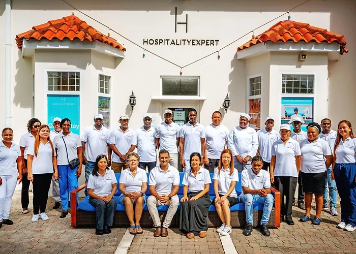 Hospitality Expert Bts 1 Pool Chef Holiday home *