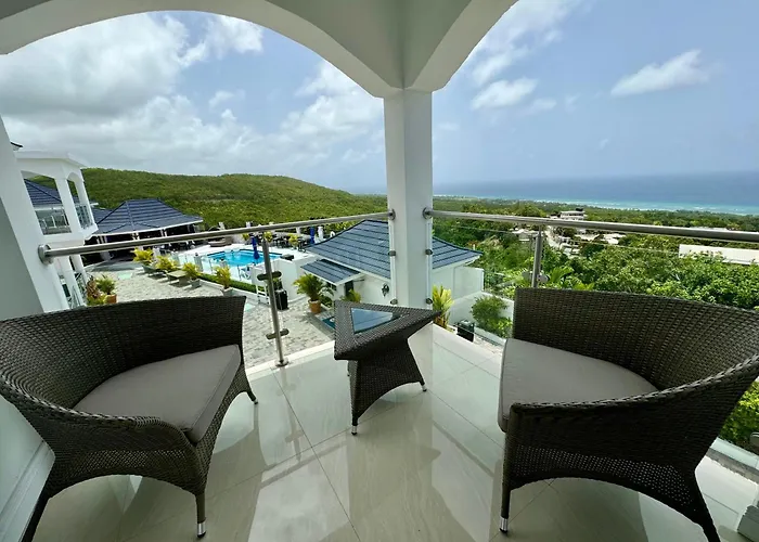 Hospitality Expert Bts 1 Pool Chef * Montego Bay